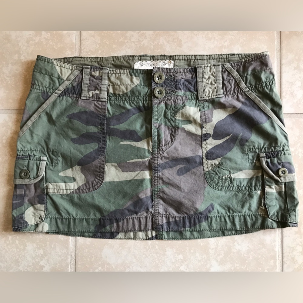 Y2k vintage Abercrombie camo low rise mini skirt - Picture 1 of 16